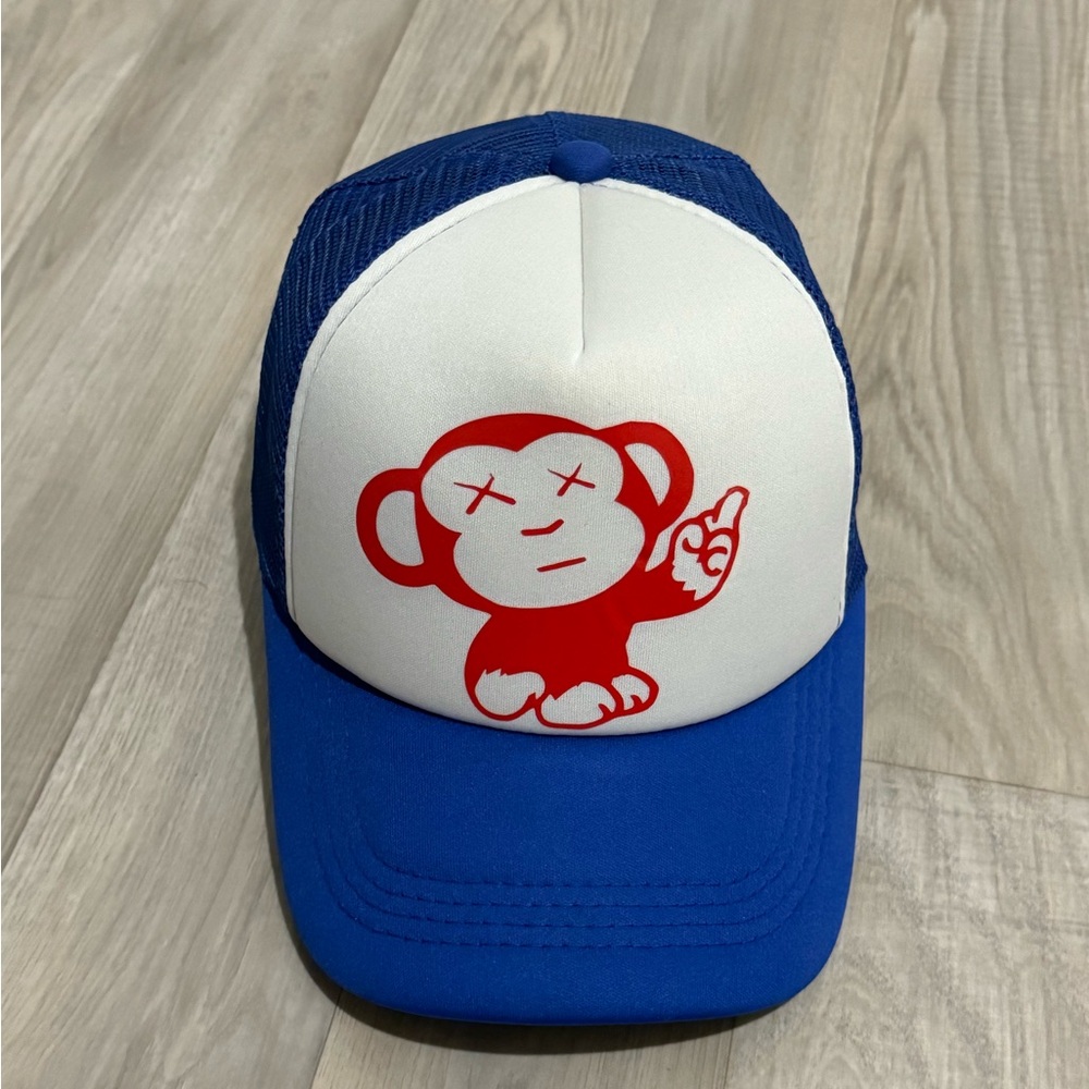 Trucker hat